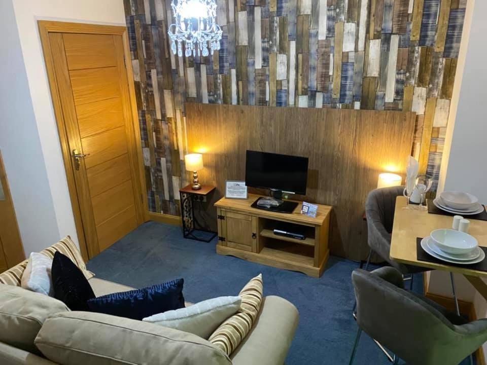Lodge And *